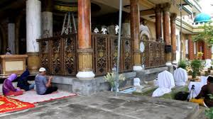 Wisata Religi Populer Makam Syaikhona Kholil Bangkalan