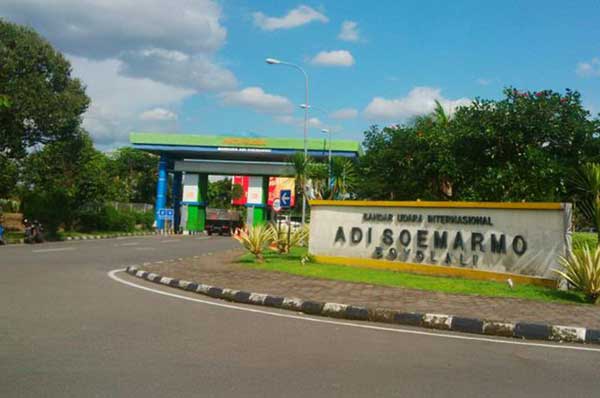 Jemput Penumpang Bandara Adi Soemarmo Solo Ke Bojonegoro