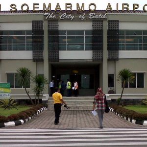 Jemput Penumpang Bandara Adi Soemarmo Solo Ke Pati