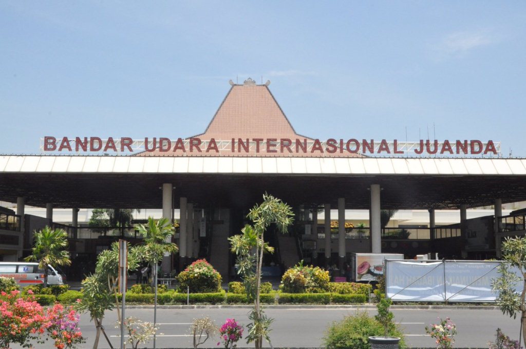Jemput Penumpang Bandara Juanda Surabaya Ke Kediri
