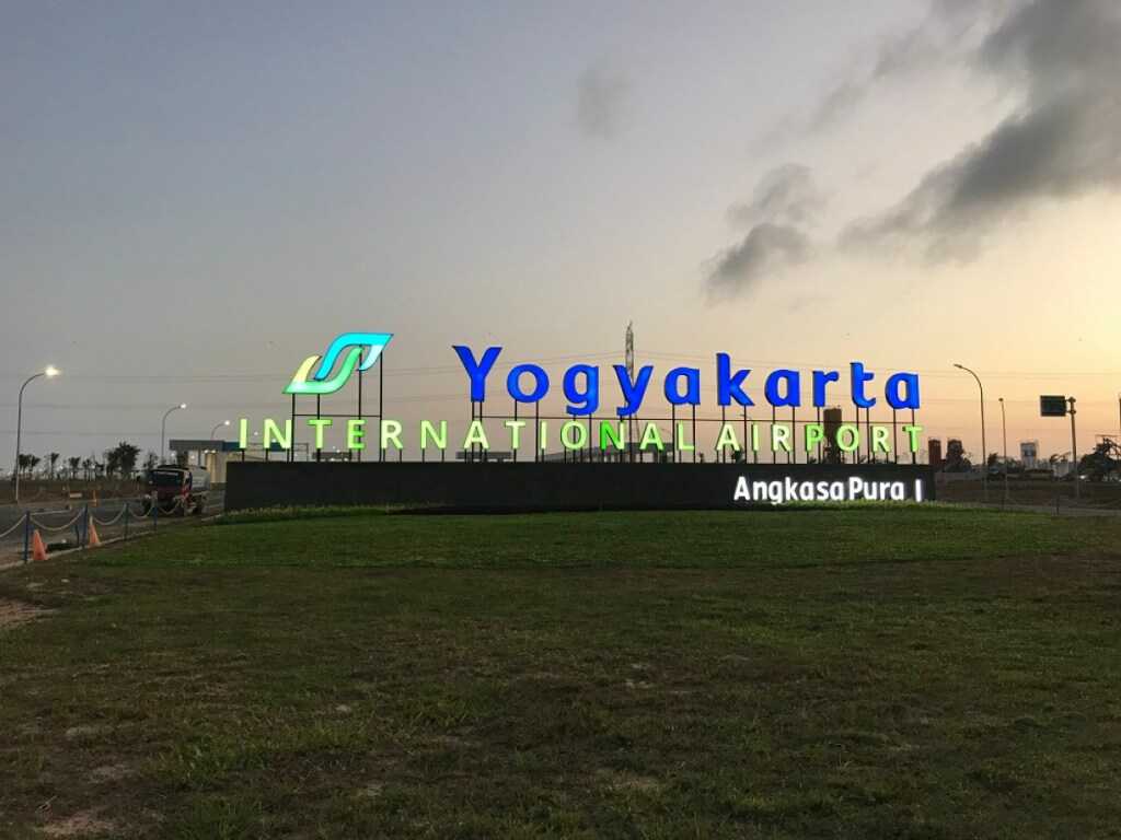 Jemput Penumpang Bandara YIA & Adi Adisucipto Jogja Ke Solo Surakarta