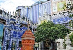 Keindahan Arsitektur Wisata Populer Masjid Lawang Sewu Turen Malang Keindahan Arsitektur Wisata Populer Masjid Lawang Sewu Turen Malang